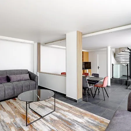 Bm-duplex With Ac - Picpus * Paris